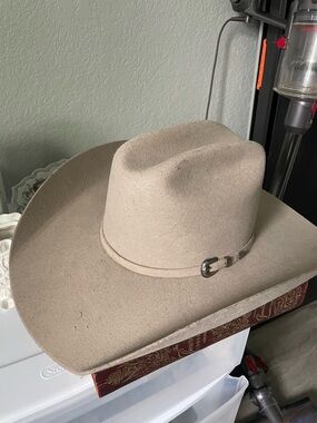 Women’s Tan Felt Western Cowboy Hat with Buckle Band